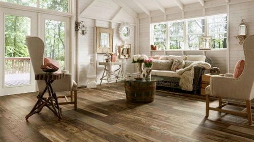 Hogyan válasszunk laminált padlót a különböző belsőépítészeti stílusokhoz?